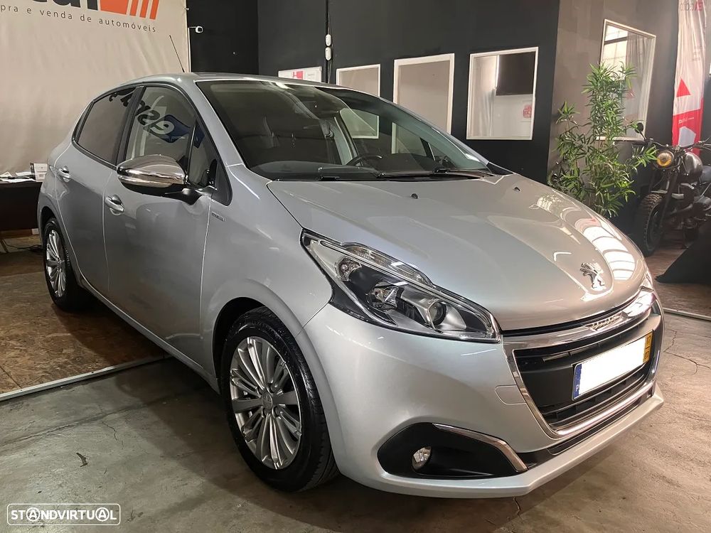 Peugeot 208 1.6 BlueHDi Style - 3