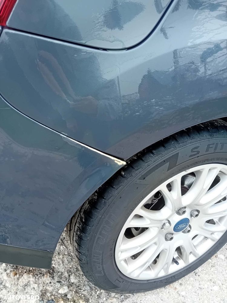 Ford Focus 1.6 TDCI DPF Sport - 5