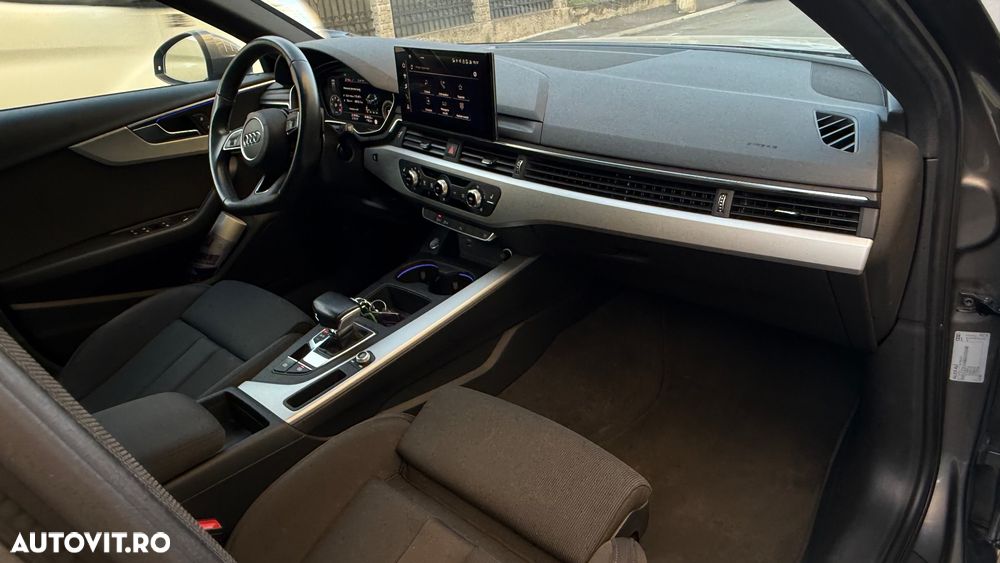 Audi A4 35 TDI S tronic - 27