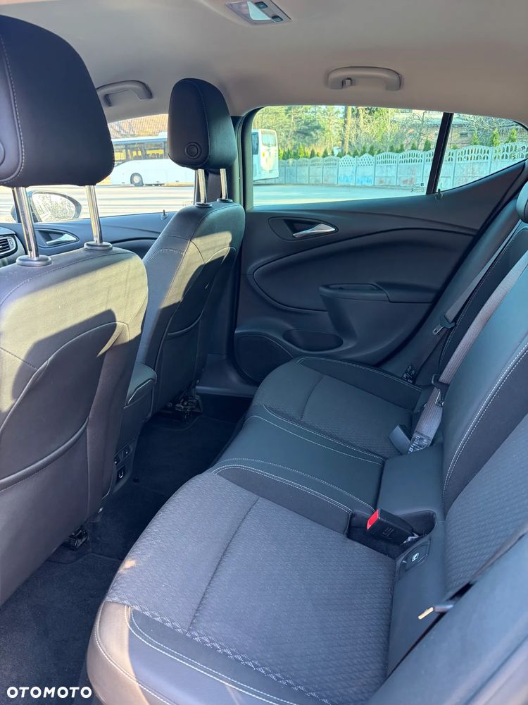 Opel Astra 1.6 CDTI Cosmo - 13