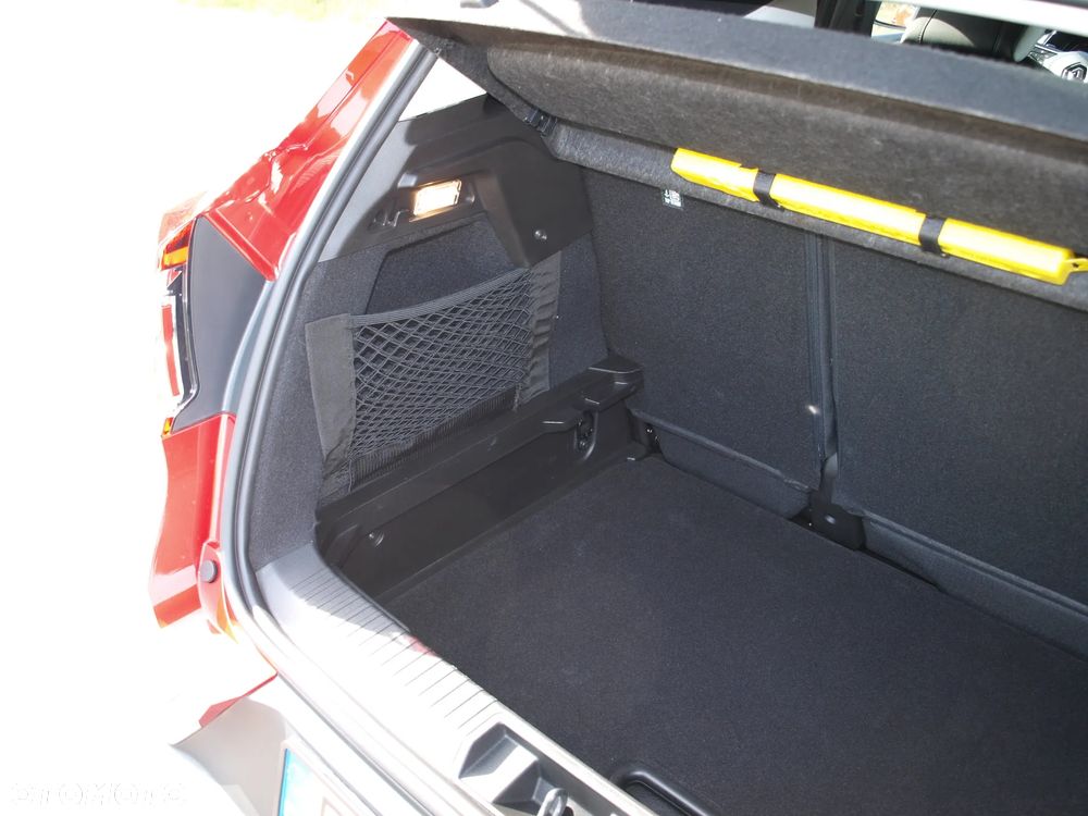 Renault Captur 1.3 TCe mHEV Techno EDC - 27