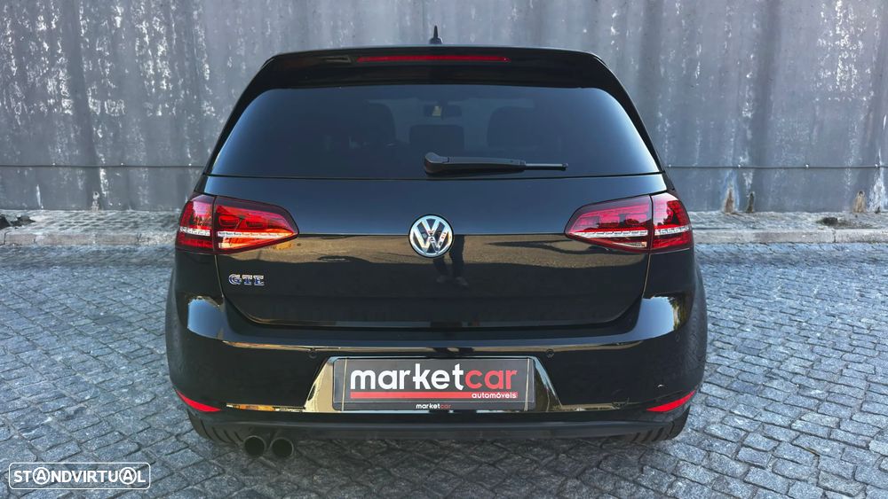 VW Golf 1.4 GTE Plug-In-Hybrid DSG - 11