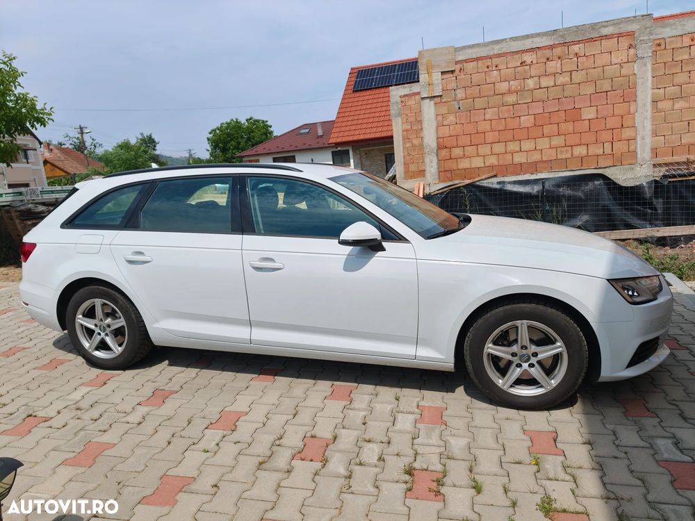Audi A4 Avant 2.0 TDI S tronic - 4