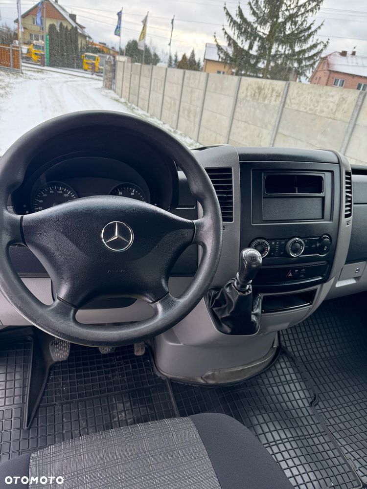 Mercedes-Benz Sprinter - 6