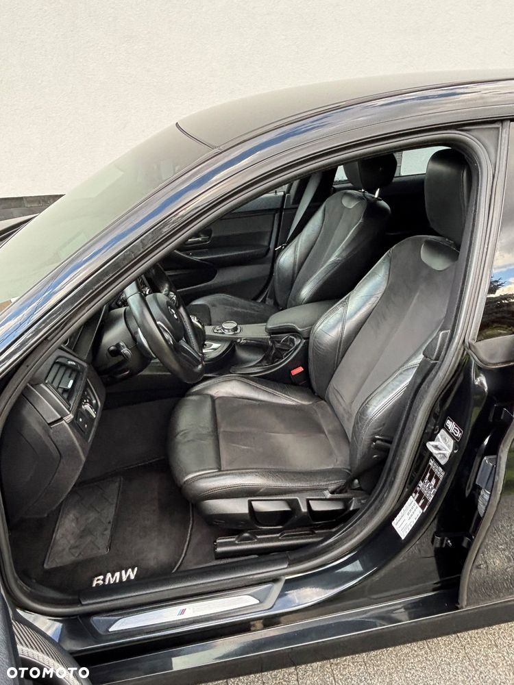 BMW Seria 4 420d Sport-Aut Sport Line - 32