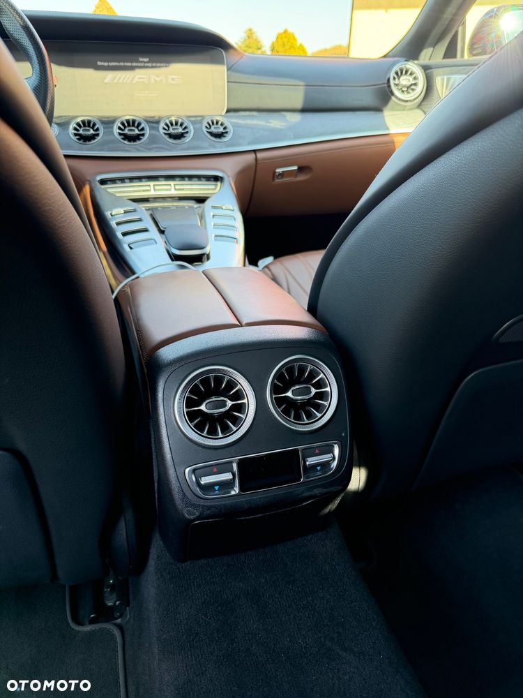 Mercedes-Benz AMG GT 43 4-Matic+ - 13