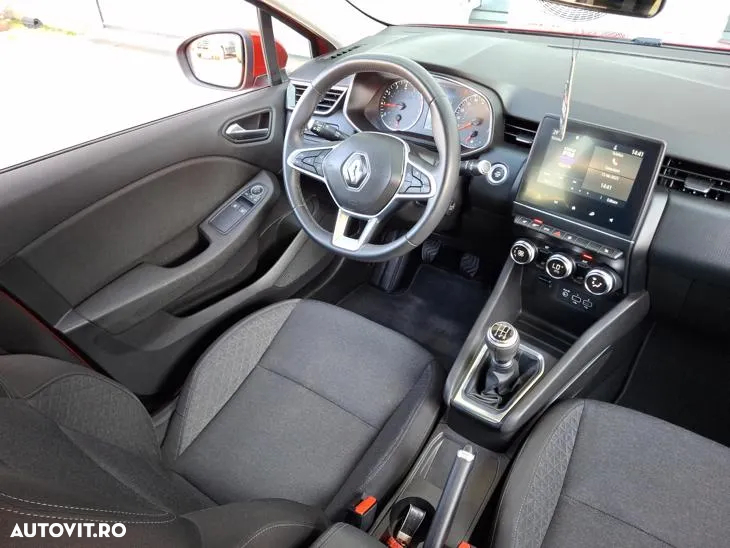 Renault Clio TCe 100 BUSINESS EDITION - 18