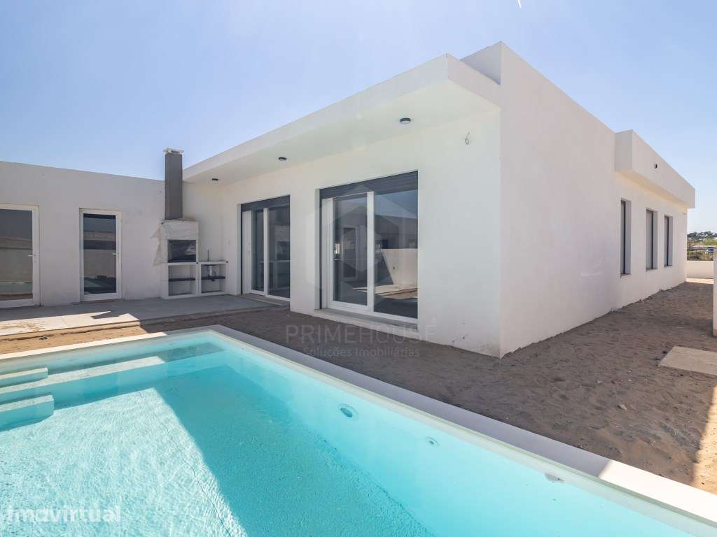 Moradia Isolada T3 com Piscina em Azeitão - Grande imagem: 4/57