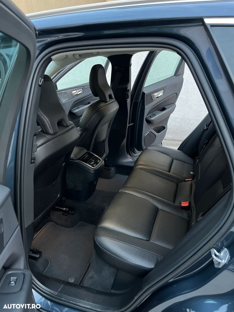 Volvo XC 60 B4 MHEV Inscription - 10