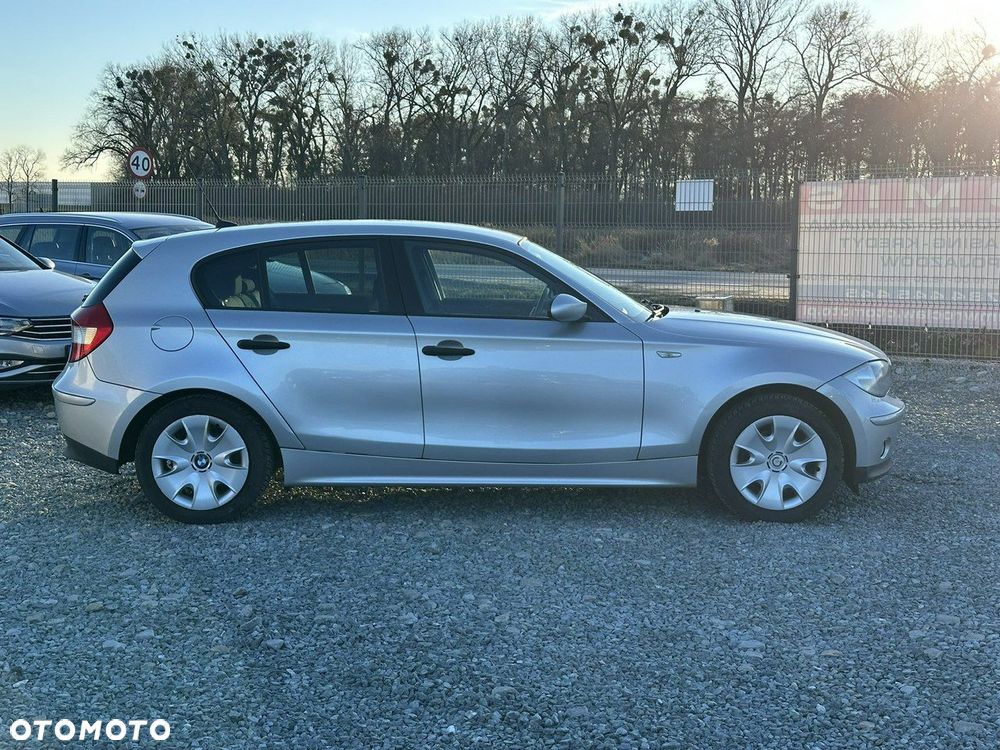 BMW Seria 1 116i - 4