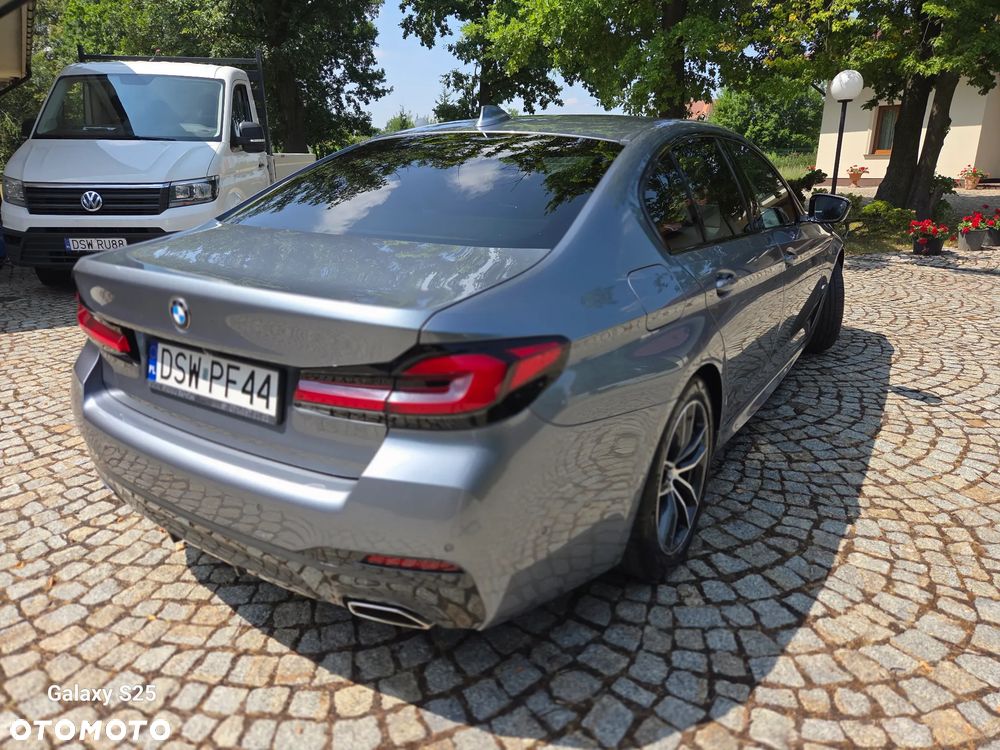 BMW Seria 5 520d M Sport sport - 5