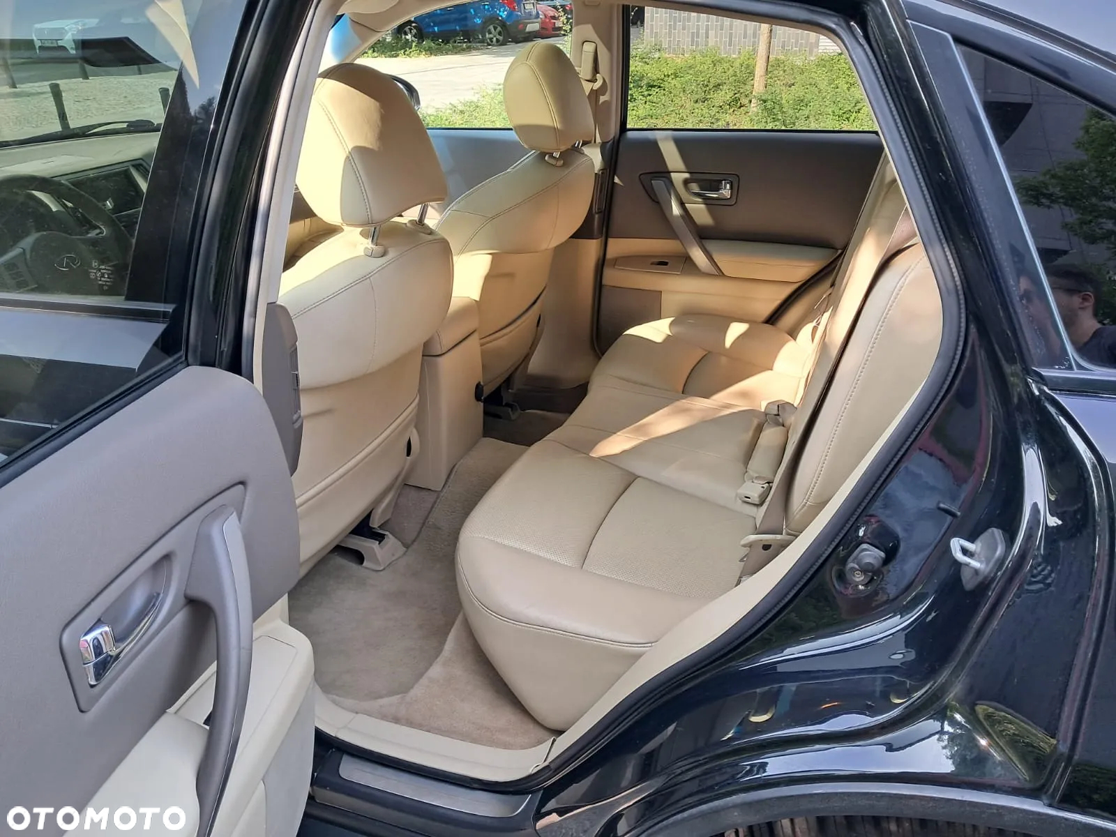 Infiniti FX FX35 - 11