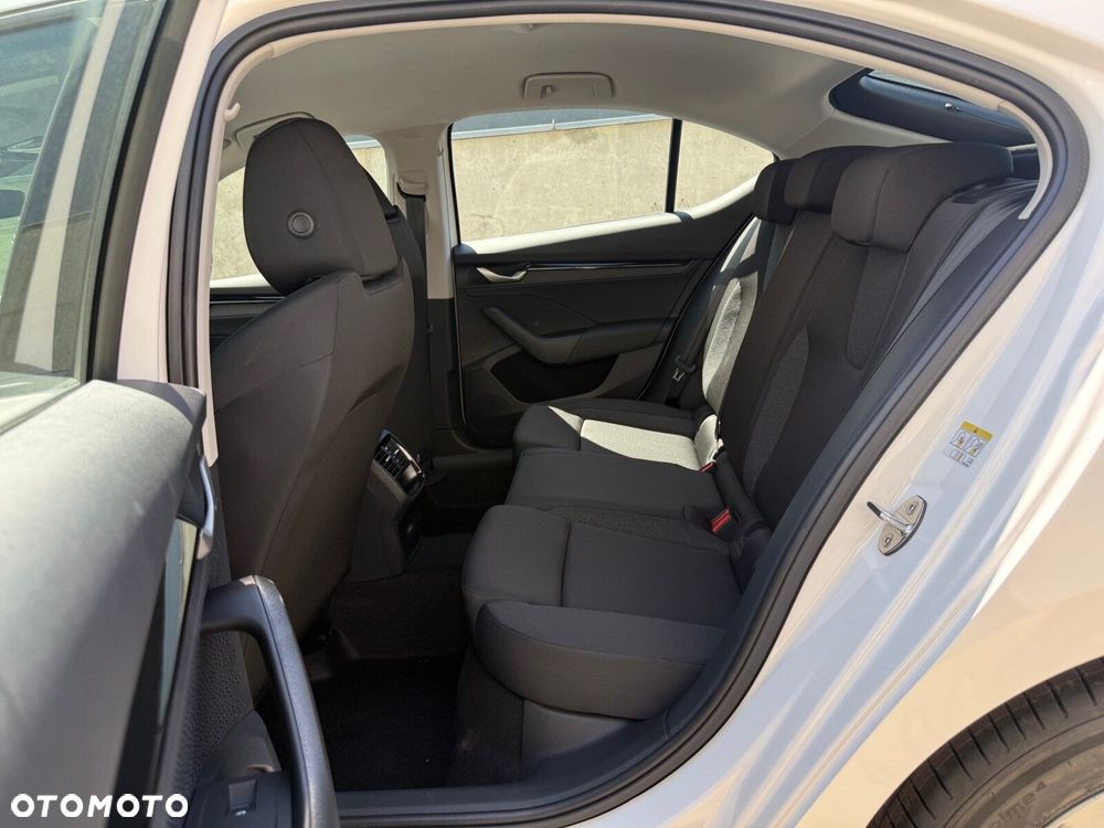Skoda Octavia 1.5 TSI Drive Essence - 13