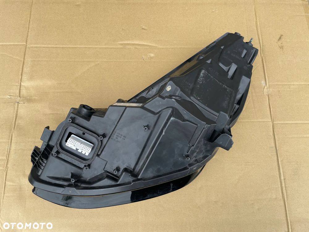 LAMPY PRZEDNIE TESLA MODEL 3 Y LIFT  2020-- Full-led - 9