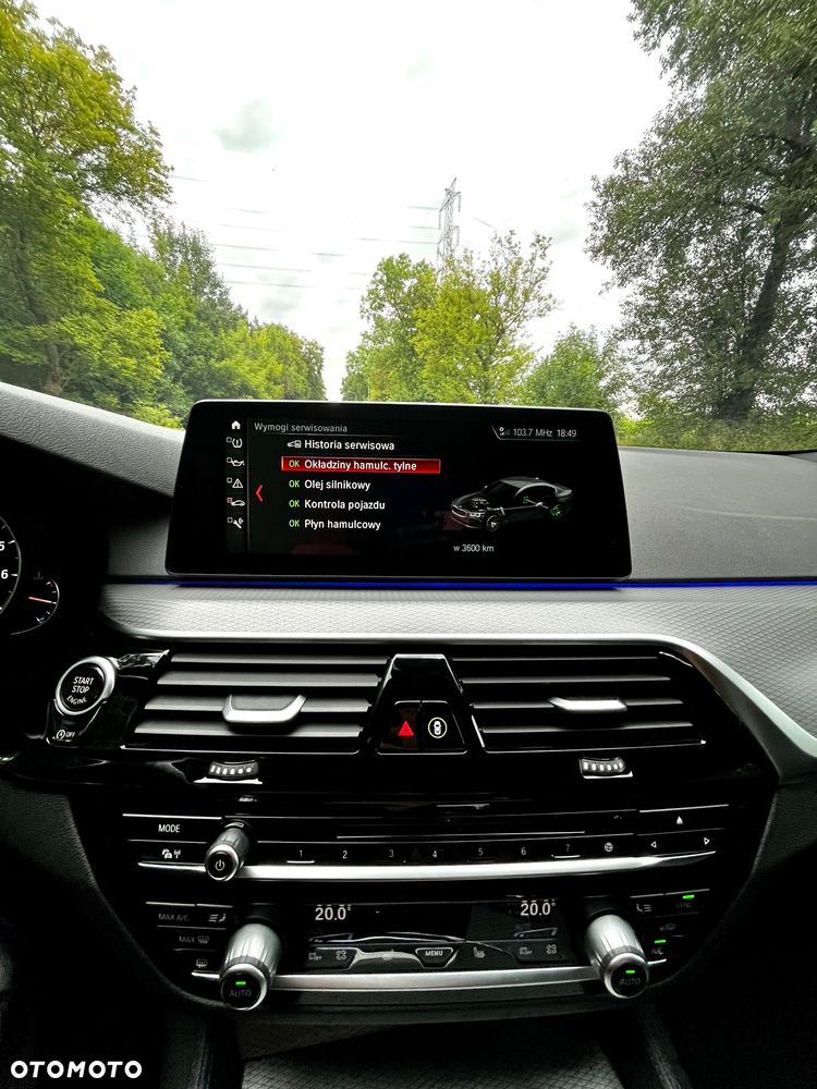 BMW Seria 5 530i xDrive M Sport sport - 13