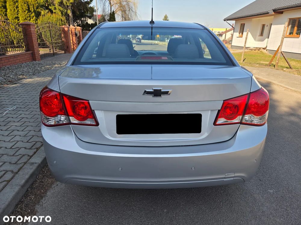 Chevrolet Cruze 2.0 LT - 12
