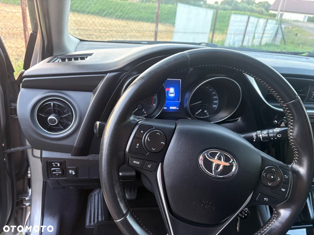 Toyota Auris 1.2 T GPF Premium - 22