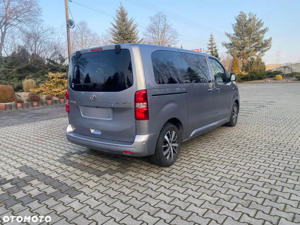 Toyota ProAce Kombi D-4D Medium 2,8t - 4