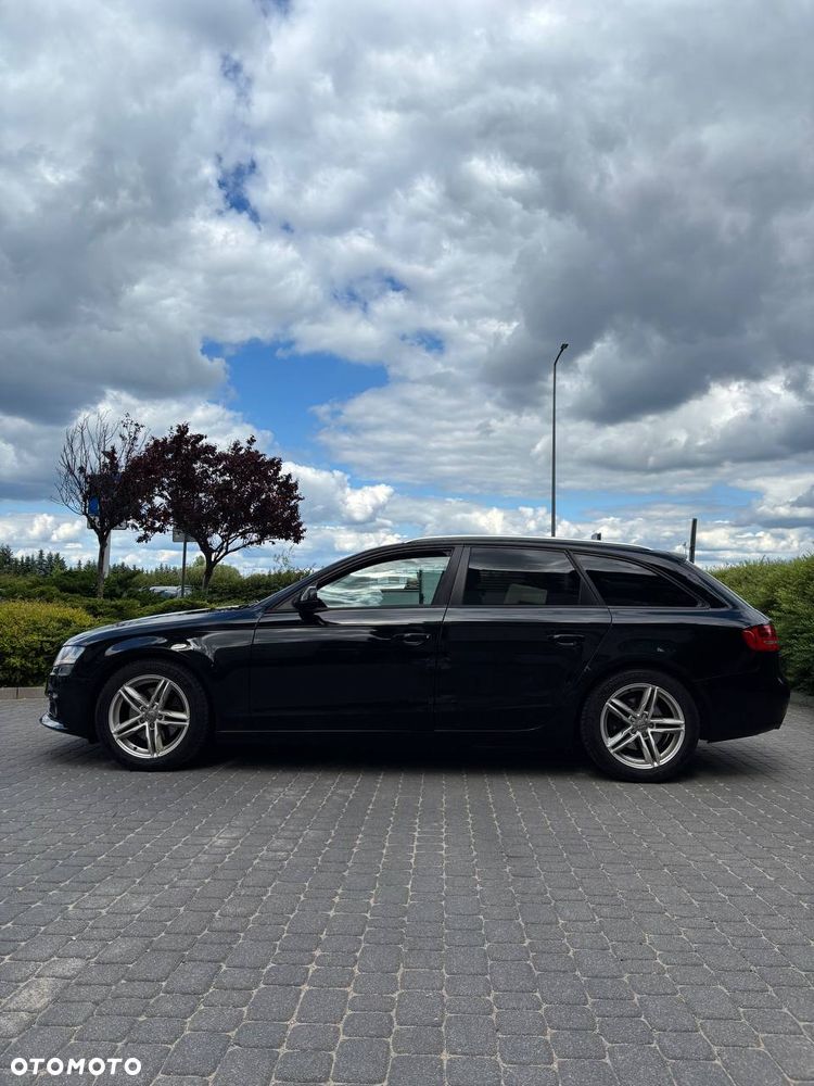 Audi A4 Avant 2.0 TDI - 10