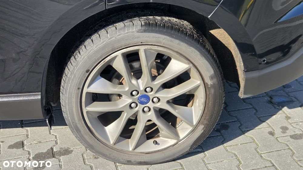 Ford Edge 2.0 TDCi 4WD Titanium - 8