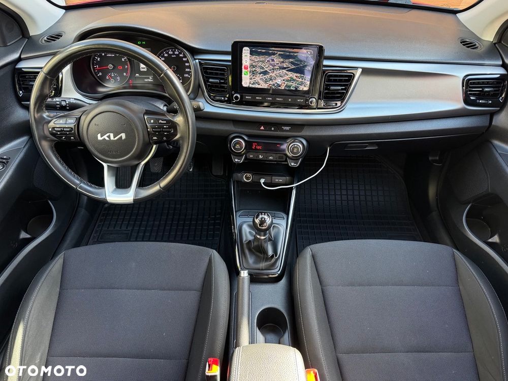 Kia Rio 1.2 L - 24