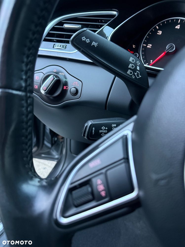 Audi A4 Avant 2.0 TDI DPF S line Sportpaket - 20