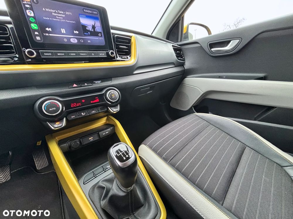 Kia Stonic 1.0 T-GDI MHEV L - 6