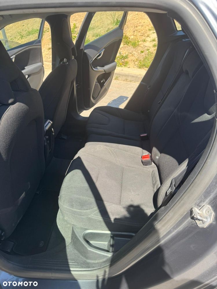 Volvo V40 D2 Base - 7