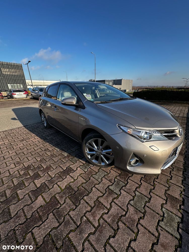 Toyota Auris Hybrid 135 Comfort - 10