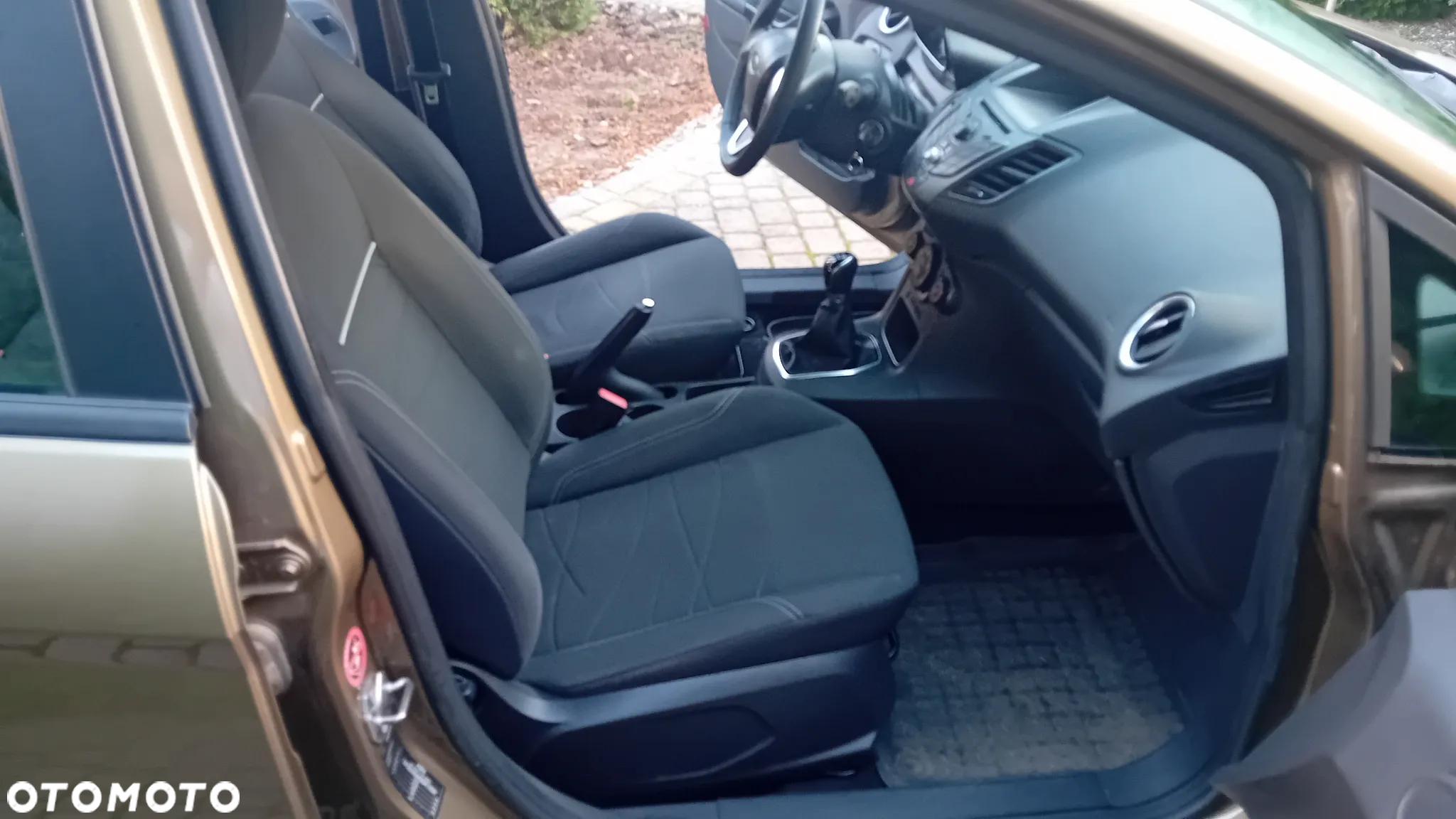Ford Fiesta 1.25 Gold X EU6 - 23