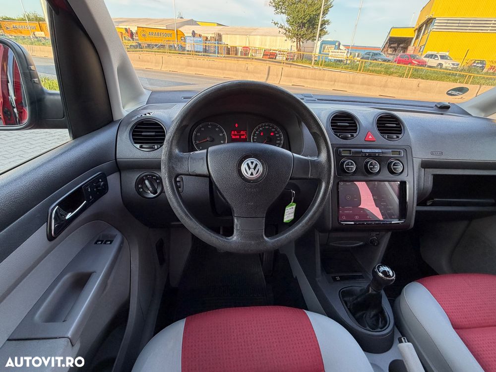Volkswagen Caddy - 11
