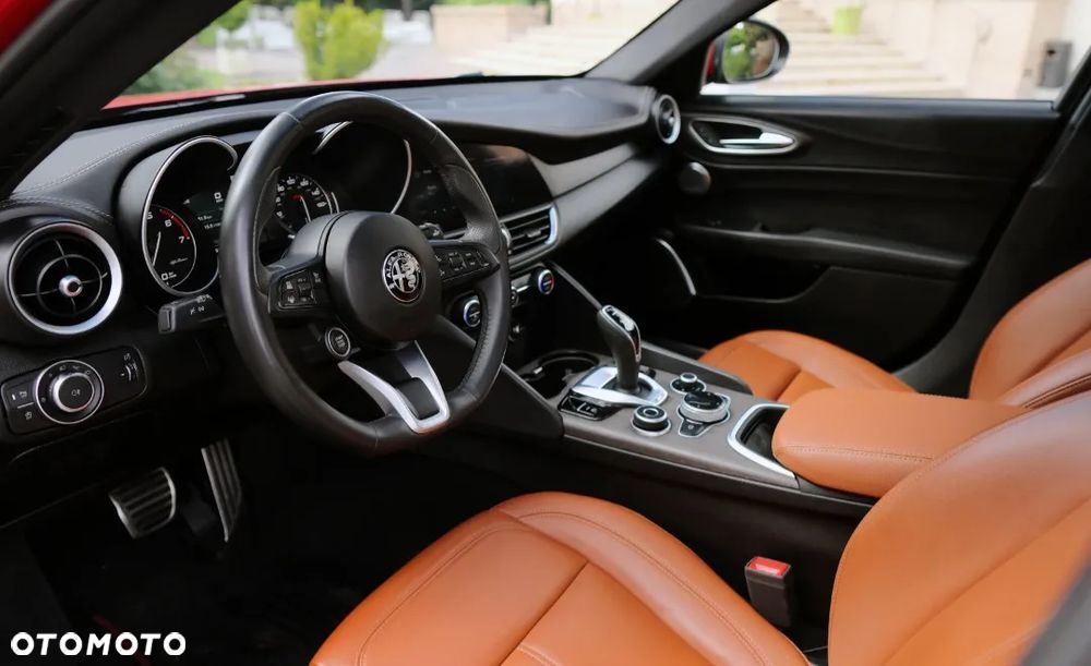 Alfa Romeo Giulia 2.0 Turbo TI Q4 - 21