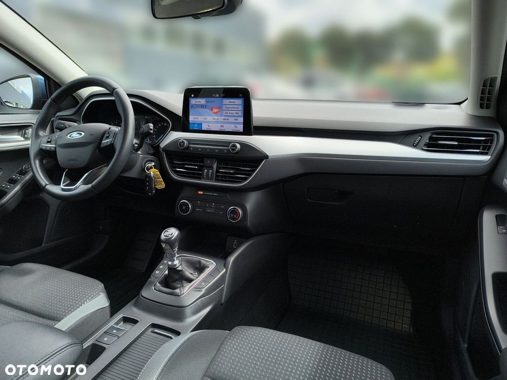 Ford Focus 1.0 EcoBoost Trend - 22