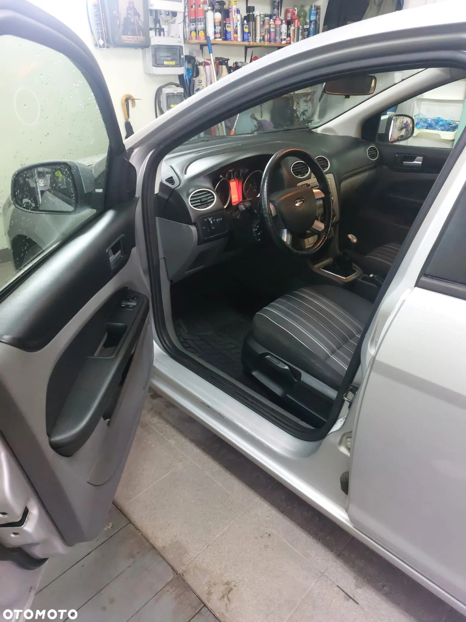 Ford Focus 1.6 TDCi Ambiente - 6