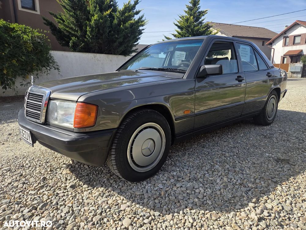 Mercedes-Benz 190