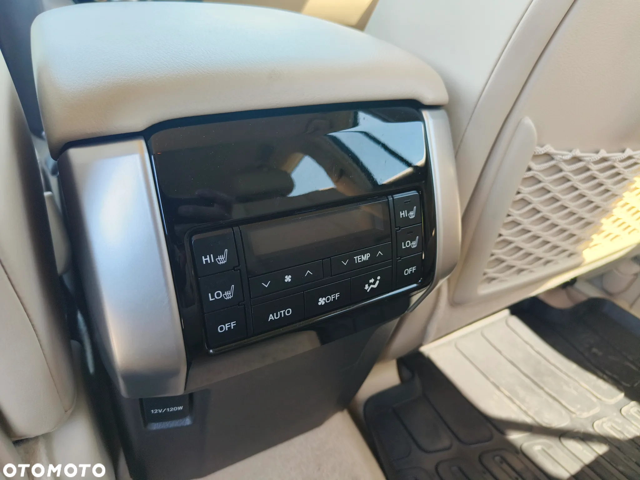 Toyota Land Cruiser LC 2.8 D-4D Invincible - 28