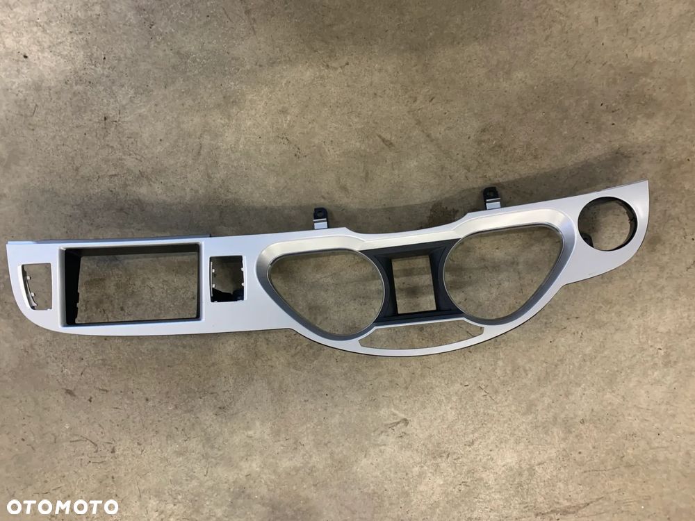 ramka osłona licznika wyświetlacza 4F1857115J A6 C6 FL Lift 2.7 TDI - 1