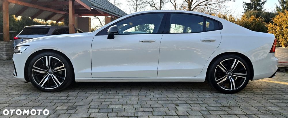 Volvo S60 T4 R-Design - 23