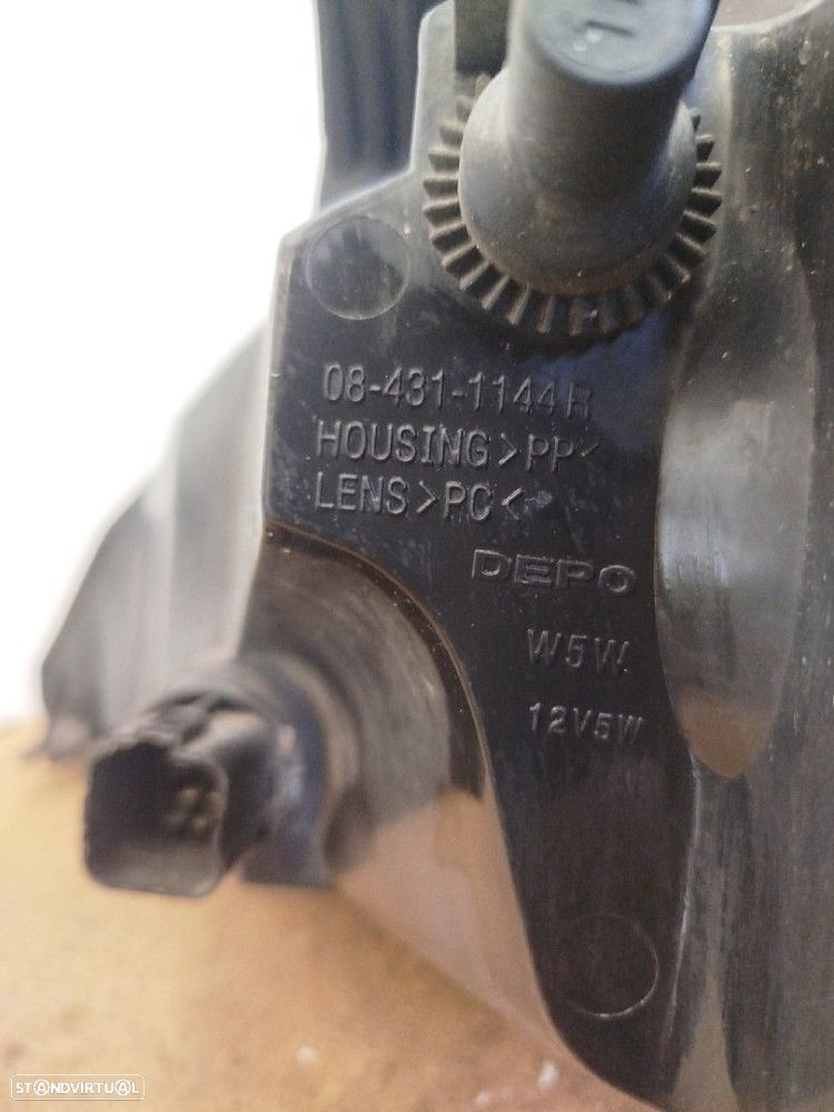 Farol/ Otica Dianteiro Dto Ford Focus Caixa/Combi (Dnw) - 4