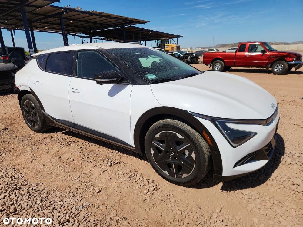 Kia EV6 - 5
