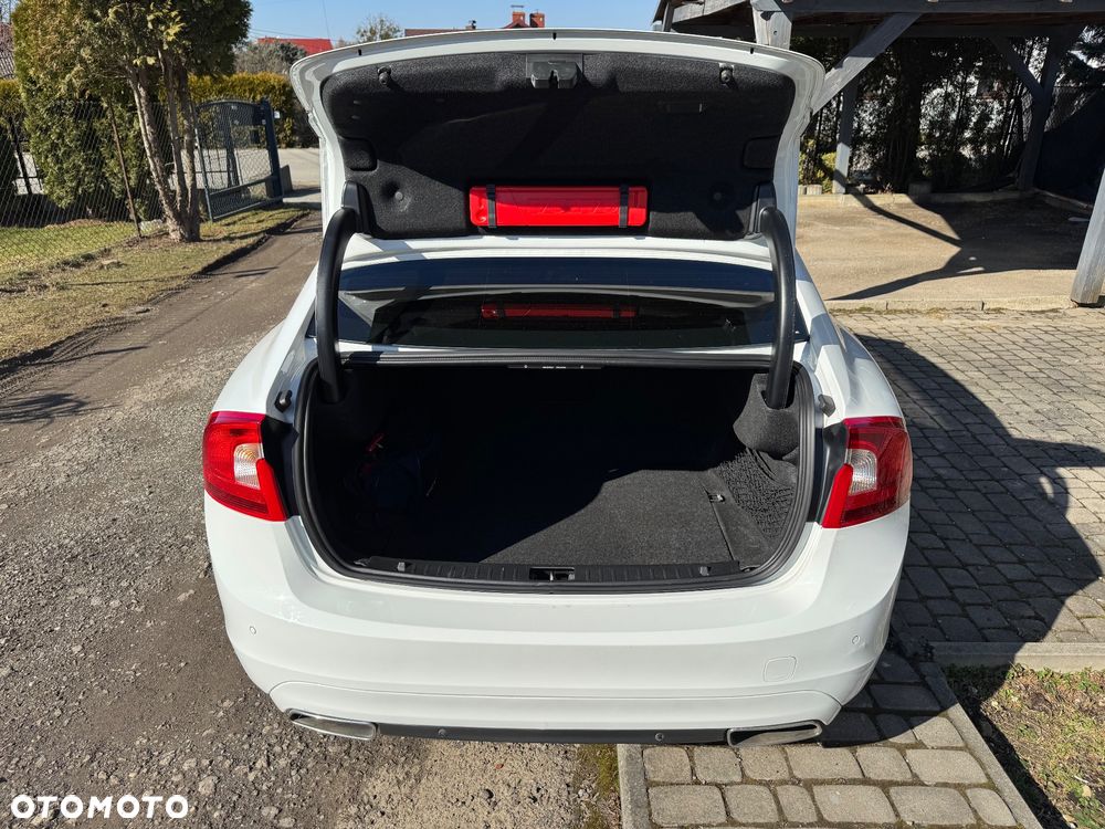 Volvo S60 D4 Drive-E Kinetic - 14