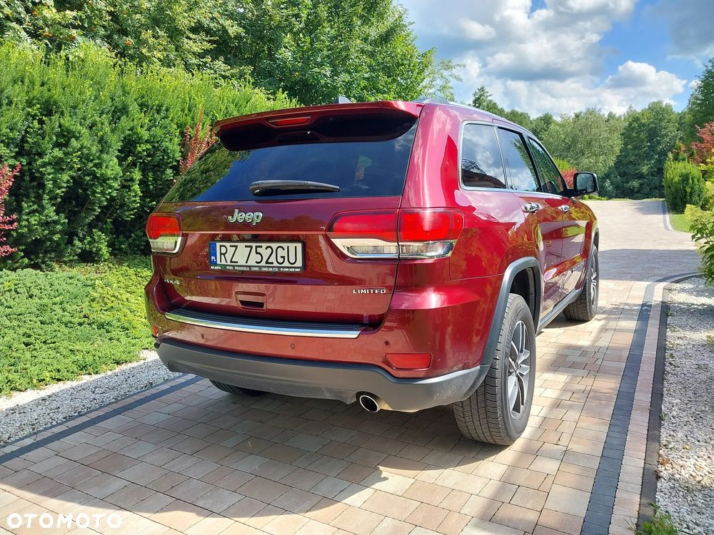 Jeep Grand Cherokee - 10