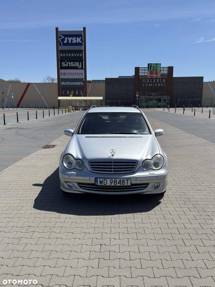 Mercedes-Benz Klasa C 220 CDI Automatik Classic Sport Edition - 3