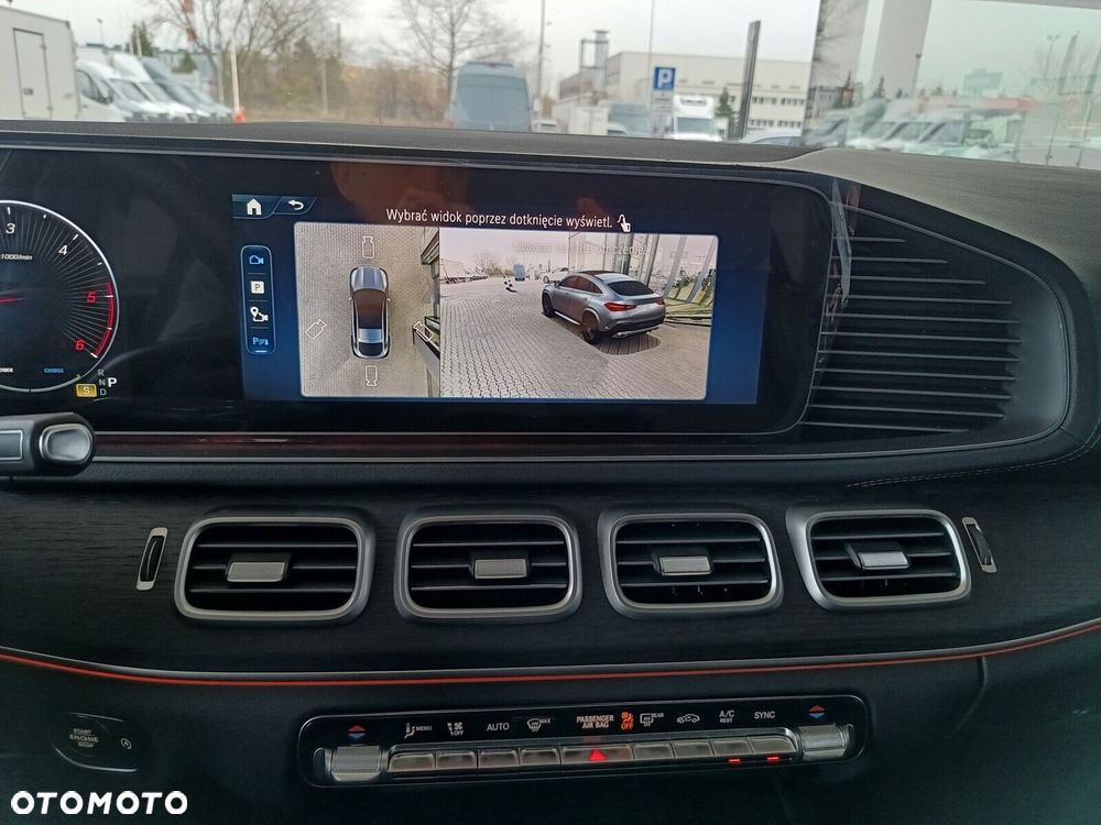 Mercedes-Benz GLE - 36