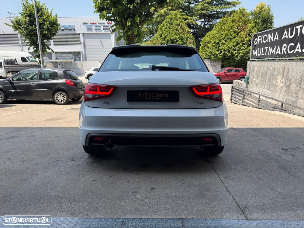 Audi A1 1.6 TDI Sport Edition S-line - 4