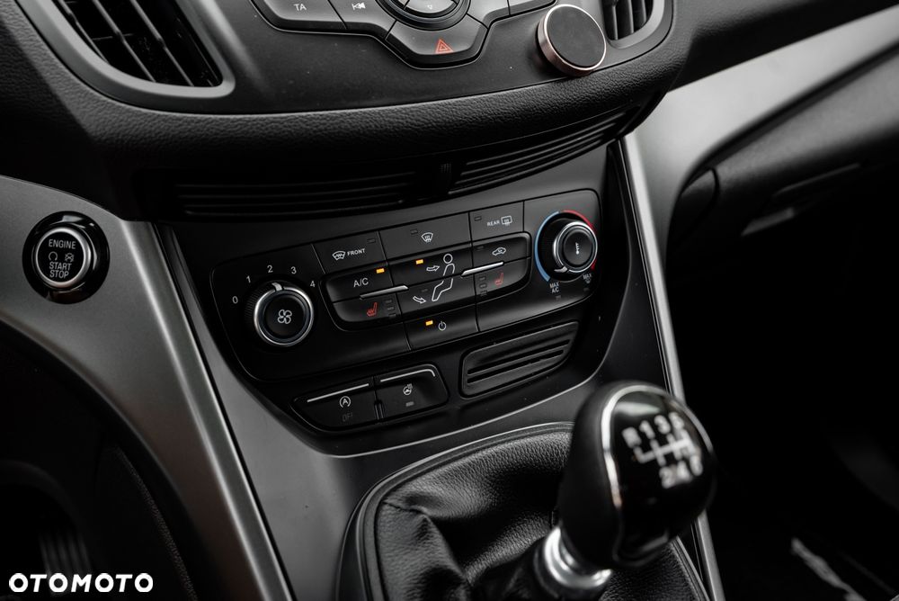 Ford Kuga 1.5 EcoBoost FWD Trend ASS - 31