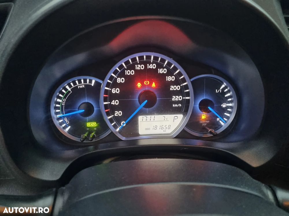 Toyota Yaris 1.5 VVT-i HSD Luna - 10