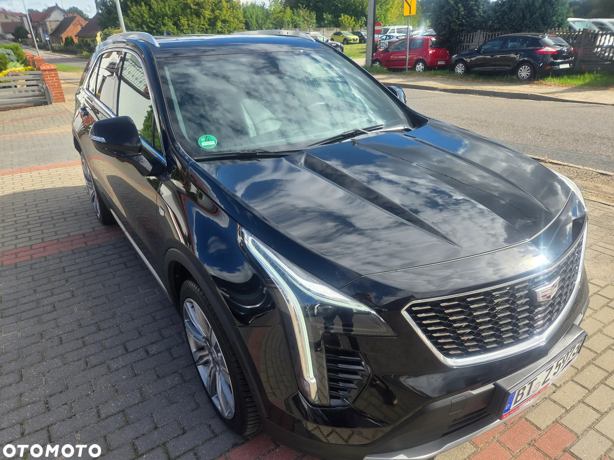 Cadillac XT4 350T AWD Premium Luxury - 5