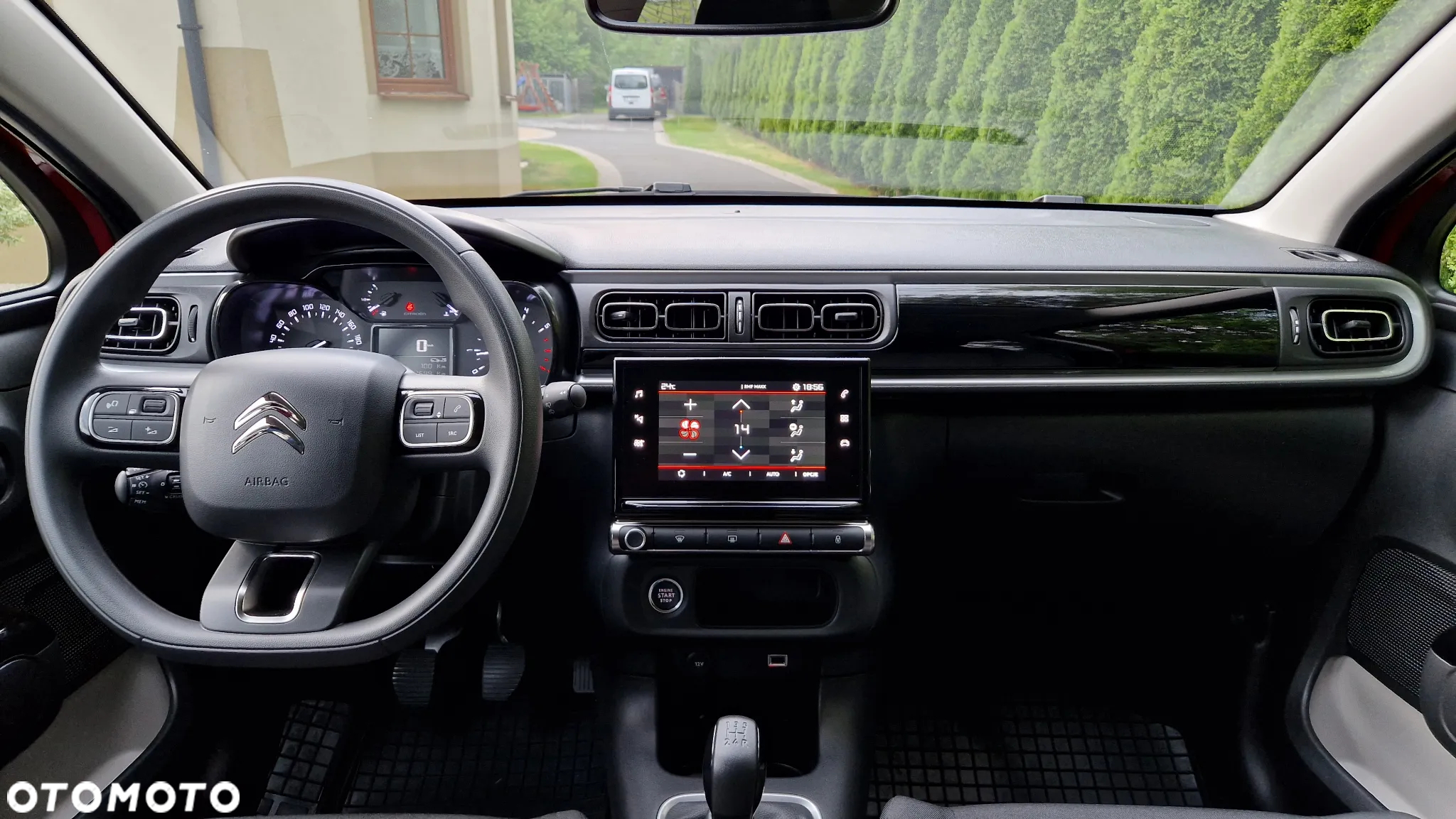 Citroën C3 1.2 PureTech Shine - 17