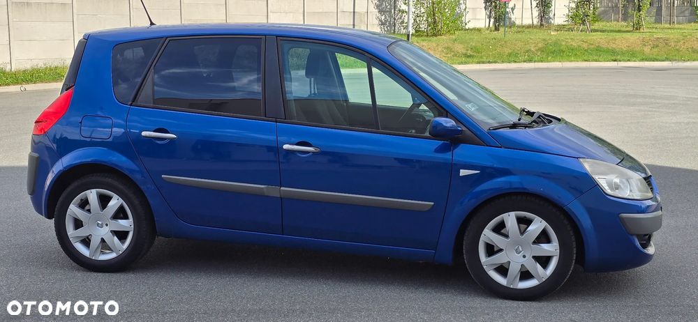 Renault Scenic 2.0 16V Emotion - 18